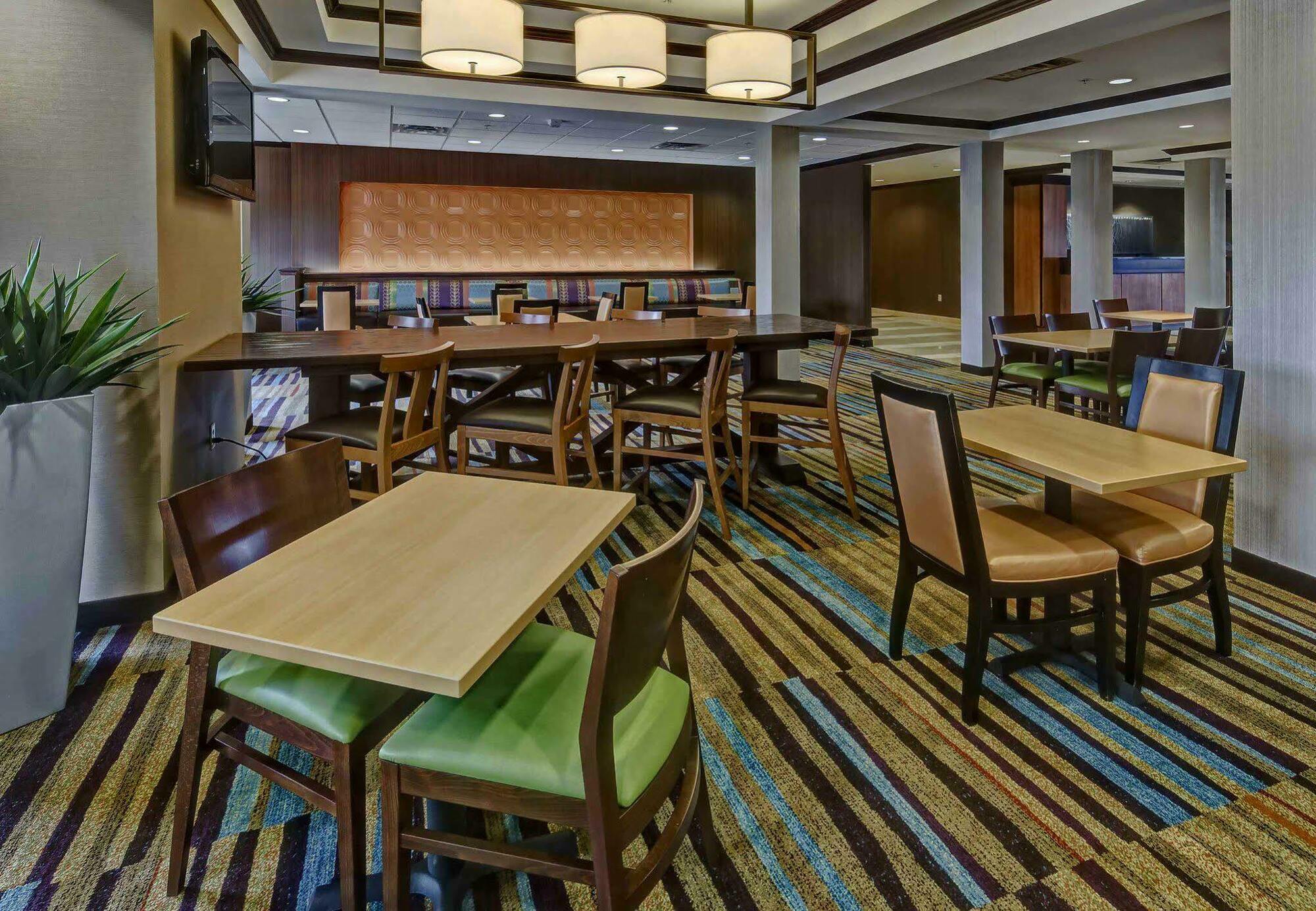 Fairfield Inn & Suites By Marriott Oklahoma City Nw Expressway/Warr Acres Eksteriør bilde